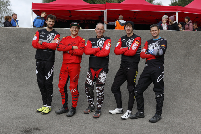 Trainer vom BMX-Racing-Team TuS Fürstenfeldbruck, fotografiert von @flowografie